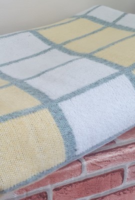 Одеяло 140х205 50% шерсть бело-желто-зеленая клетка