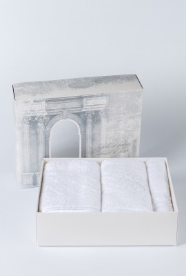 Набор махровых полотенец в подарочном коробе Плэйт - белый