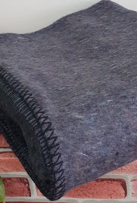 Одеяло полушерстяное 150х210 эконом однотонное 